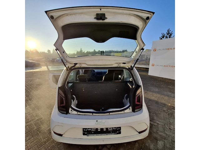 Personenauto, volkswagen, up - afbeelding 27 van  39