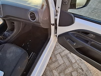 Personenauto, volkswagen, up - afbeelding 29 van  39