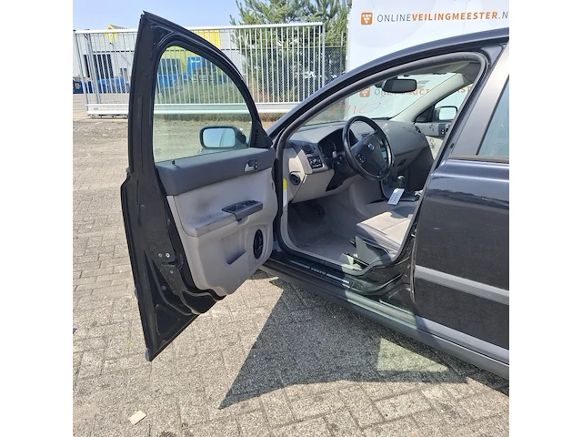 Personenauto, volvo, s40 2.0d kinetic, 2004 - afbeelding 2 van  41