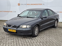 Personenauto volvo, s60, bouwjaar 2002 - afbeelding 1 van  48