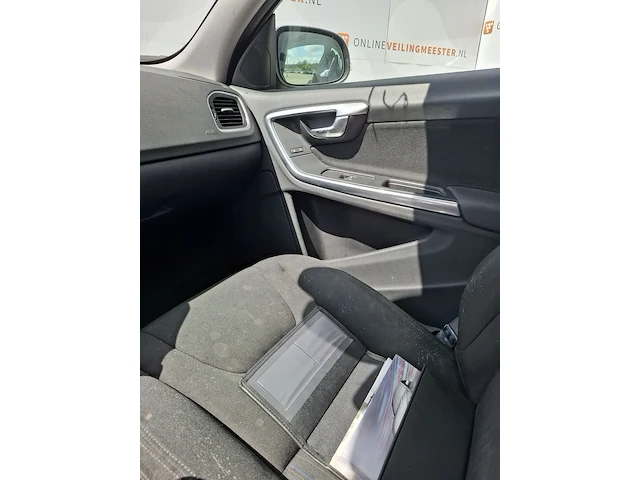 Personenauto volvo, s60 , bouwjaar 2011 - afbeelding 13 van  29