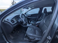 Personenauto volvo, v40 1.6, bouwjaar 2013 - afbeelding 2 van  49
