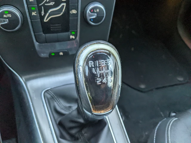 Personenauto volvo, v40 1.6, bouwjaar 2013 - afbeelding 19 van  49