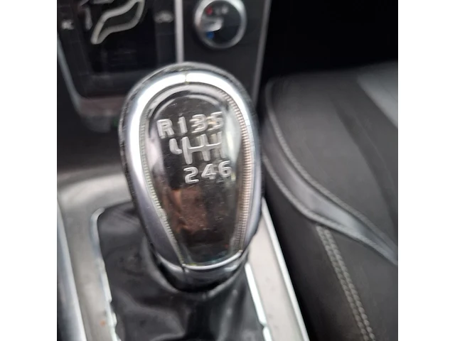 Personenauto, volvo, v40 1.6 d2 momentum, 2013 - afbeelding 18 van  43