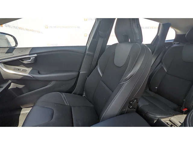 Personenauto volvo, v40 1.6 d2 momentum, bouwjaar 2013 - afbeelding 11 van  37
