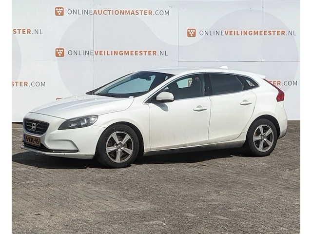 Personenauto volvo, v40 1.6 d2 momentum, bouwjaar 2013 - afbeelding 1 van  37