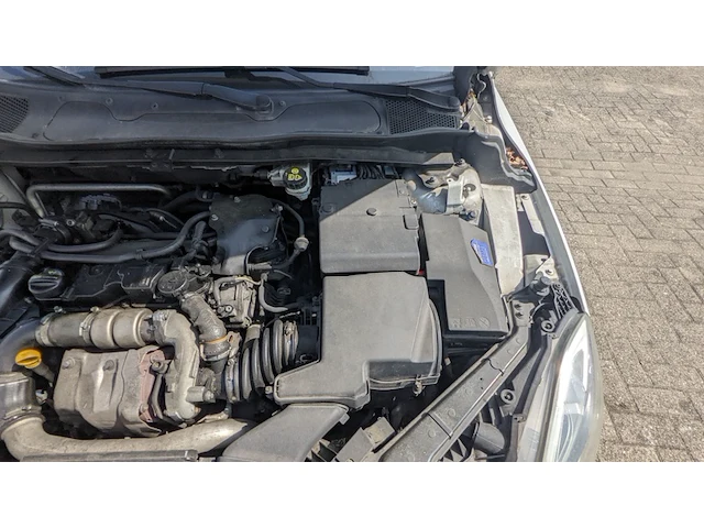 Personenauto volvo, v40 1.6 d2 momentum, bouwjaar 2013 - afbeelding 16 van  37