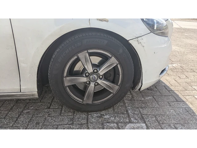 Personenauto volvo, v40 1.6 d2 momentum, bouwjaar 2013 - afbeelding 24 van  37
