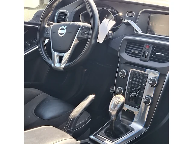 Personenauto volvo, v40 1.6 d2 r-design, bouwjaar 2013 - afbeelding 30 van  52