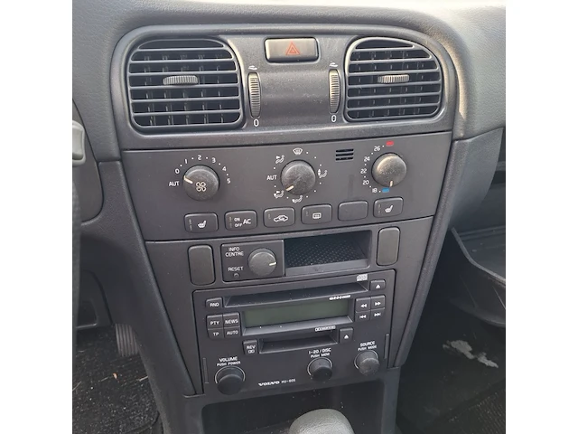 Personenauto volvo, v40 1.8, 2002 - afbeelding 5 van  43