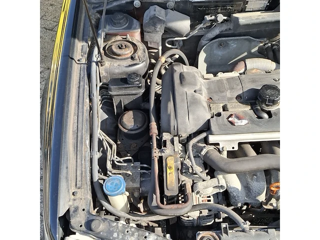 Personenauto volvo, v40 1.8, 2002 - afbeelding 35 van  43