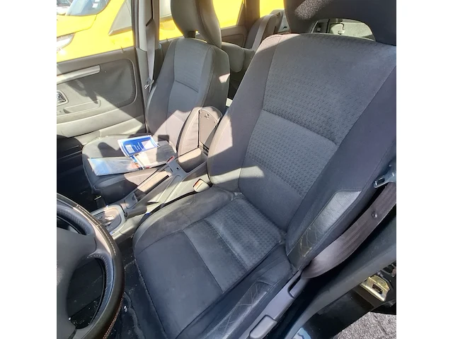Personenauto volvo, v40 1.8, 2002 - afbeelding 43 van  43