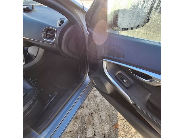 Personenauto, volvo, v40 2.0, 2015 - afbeelding 35 van  46