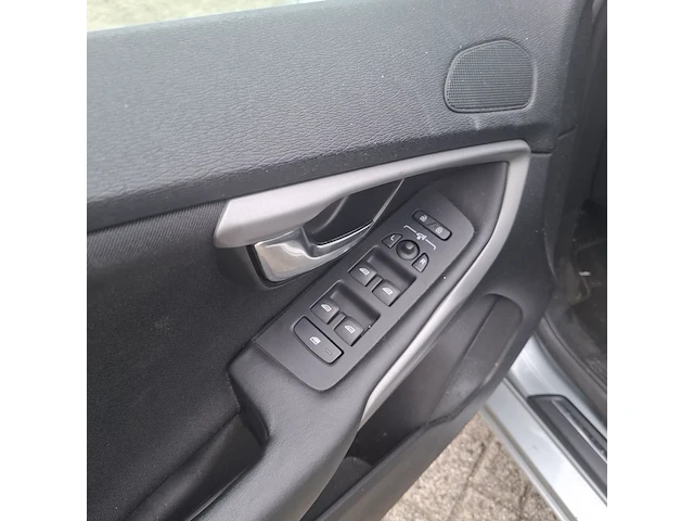 Personenauto volvo, v40 2.0 d4, bouwjaar 2013 - afbeelding 2 van  58