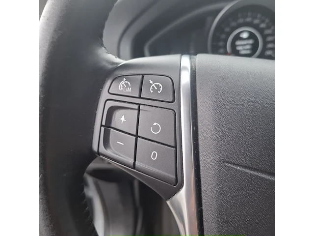 Personenauto volvo, v40 2.0 d4, bouwjaar 2013 - afbeelding 16 van  58