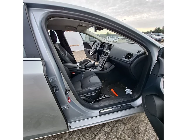 Personenauto volvo, v40 2.0 d4, bouwjaar 2013 - afbeelding 28 van  58