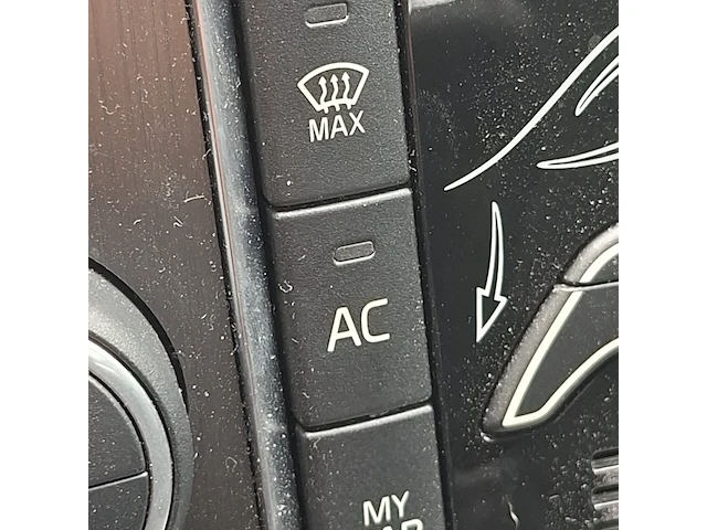 Personenauto volvo, v40 2.0 d4, bouwjaar 2014 - afbeelding 14 van  55