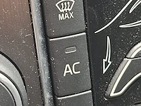 Personenauto volvo, v40 2.0 d4, bouwjaar 2014 - afbeelding 14 van  55