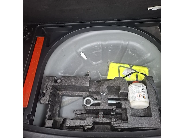 Personenauto volvo, v40 2.0 d4, bouwjaar 2014 - afbeelding 20 van  55