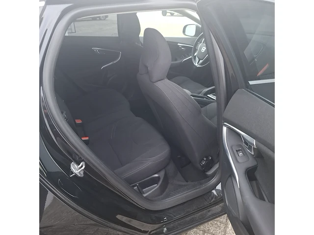Personenauto volvo, v40 2.0 d4, bouwjaar 2014 - afbeelding 25 van  55