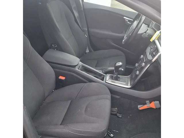 Personenauto volvo, v40 2.0 d4, bouwjaar 2014 - afbeelding 30 van  55