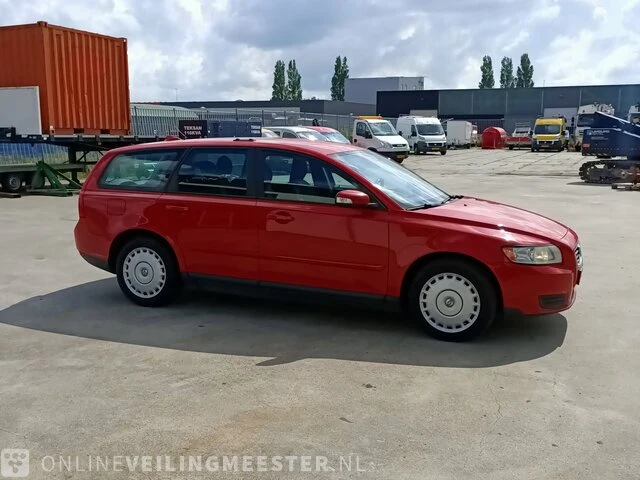 Personenauto volvo, v50 2.0d, bouwjaar 2007 | 229650 km | 81-xt-dh - afbeelding 7 van  49