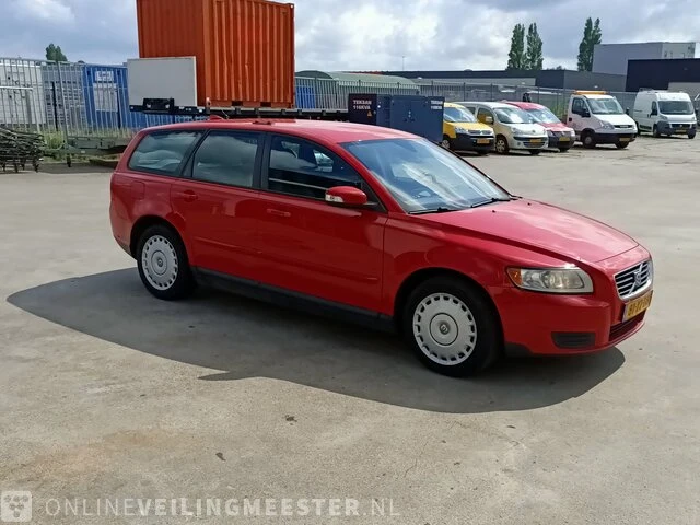 Personenauto volvo, v50 2.0d, bouwjaar 2007 | 229650 km | 81-xt-dh - afbeelding 8 van  49