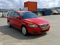 Personenauto volvo, v50 2.0d, bouwjaar 2007 | 229650 km | 81-xt-dh - afbeelding 9 van  49