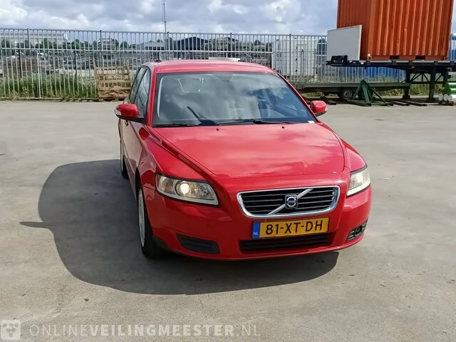 Personenauto volvo, v50 2.0d, bouwjaar 2007 | 229650 km | 81-xt-dh - afbeelding 10 van  49