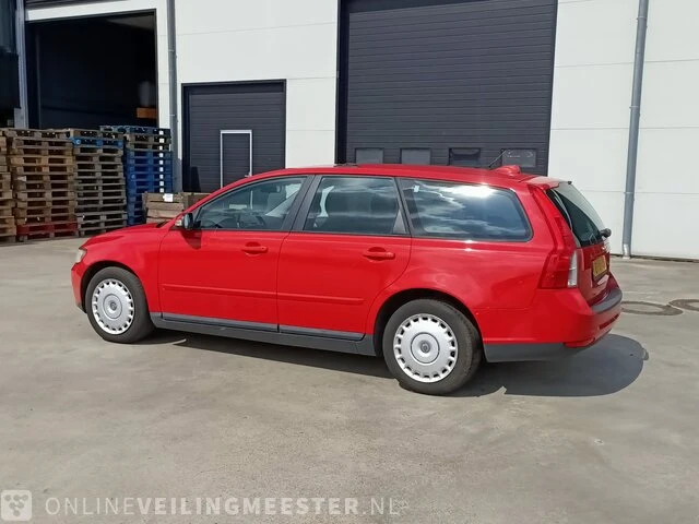 Personenauto volvo, v50 2.0d, bouwjaar 2007 | 229650 km | 81-xt-dh - afbeelding 46 van  49