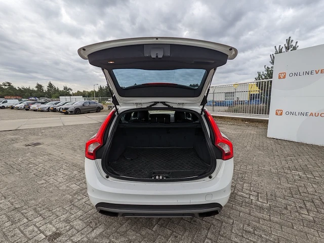 Personenauto volvo, v60 2.0 d4 nordic+, wit, bouwjaar 2016 - afbeelding 19 van  41