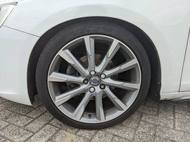 Personenauto volvo, v60 2.0 d4 nordic+, wit, bouwjaar 2016 - afbeelding 29 van  41