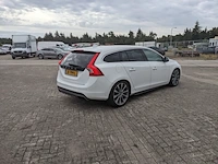 Personenauto volvo, v60 2.0 d4 nordic+, wit, bouwjaar 2016 - afbeelding 37 van  41