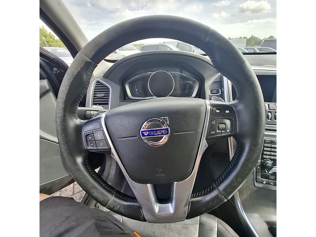 Personenauto volvo, xc60 2.0 d3 fwd ocean race, 2016 - afbeelding 9 van  47