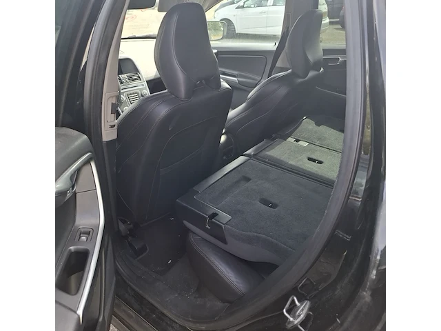 Personenauto volvo, xc60 2.0 d3 fwd ocean race, 2016 - afbeelding 18 van  47