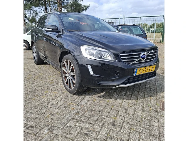 Personenauto volvo, xc60 2.0 d3 fwd ocean race, 2016 - afbeelding 34 van  47