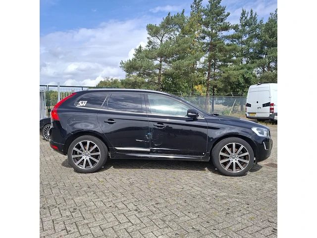 Personenauto volvo, xc60 2.0 d3 fwd ocean race, 2016 - afbeelding 43 van  47