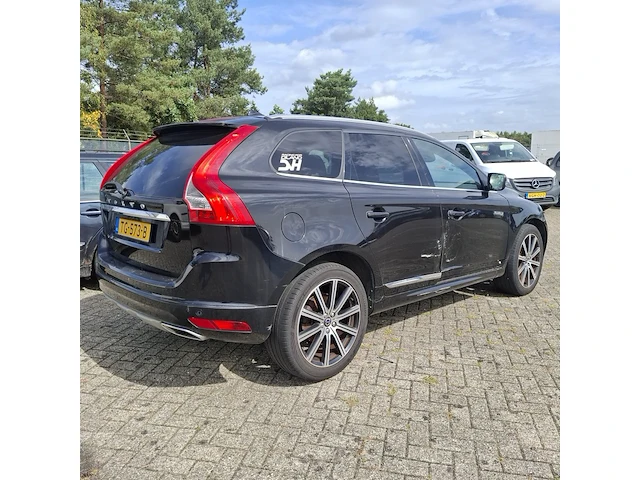 Personenauto volvo, xc60 2.0 d3 fwd ocean race, 2016 - afbeelding 44 van  47