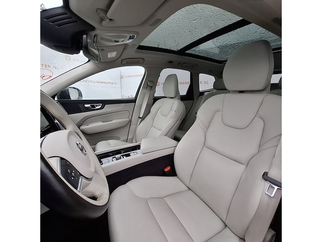 Personenauto volvo, xc60 2.0 recharge t6 awd, bouwjaar 2021 - afbeelding 2 van  47