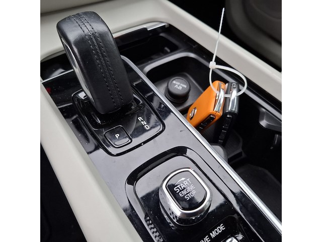 Personenauto volvo, xc60 2.0 recharge t6 awd, bouwjaar 2021 - afbeelding 8 van  47