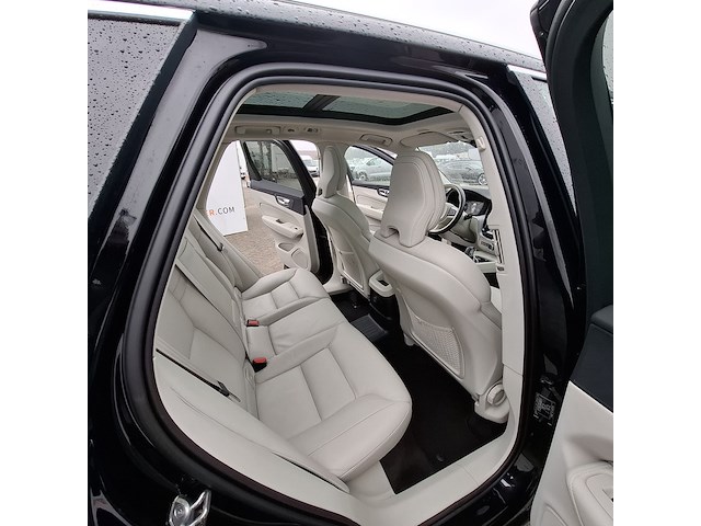 Personenauto volvo, xc60 2.0 recharge t6 awd, bouwjaar 2021 - afbeelding 18 van  47