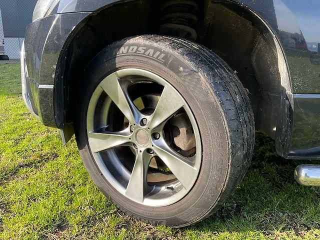 Personenauto - afbeelding 5 van  39