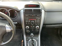 Personenauto - afbeelding 19 van  39