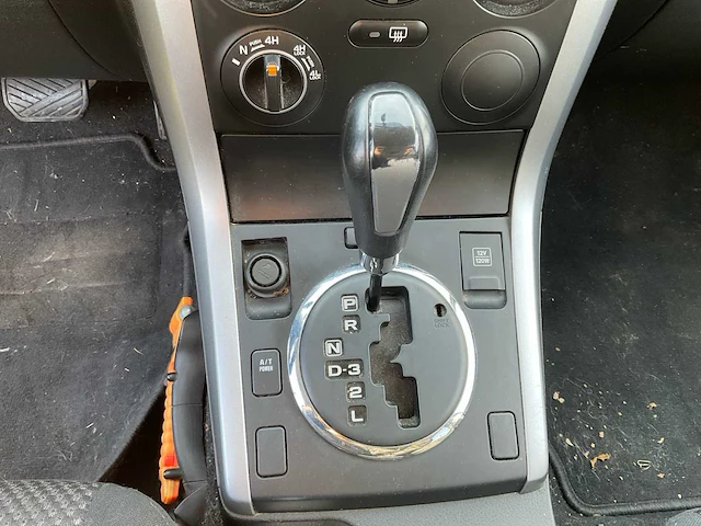 Personenauto - afbeelding 21 van  39