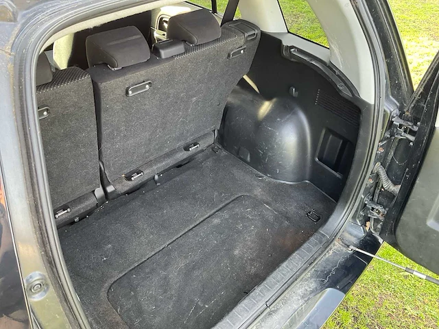 Personenauto - afbeelding 32 van  39