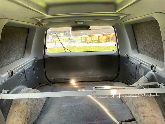 Personenauto - afbeelding 5 van  37