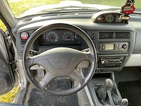 Personenauto - afbeelding 14 van  37