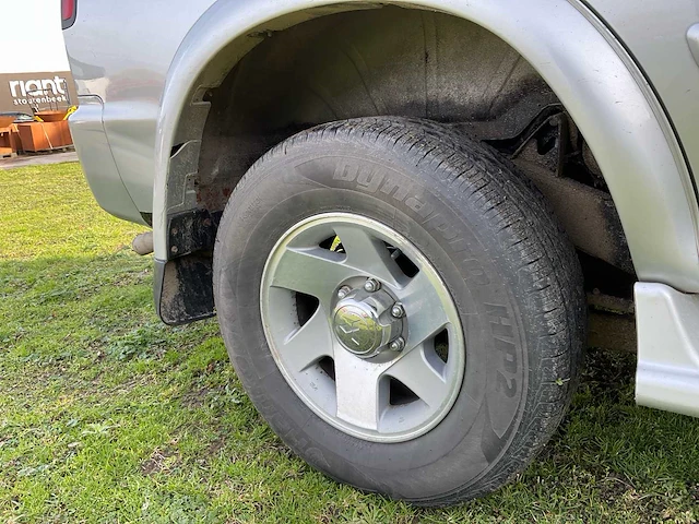 Personenauto - afbeelding 28 van  37