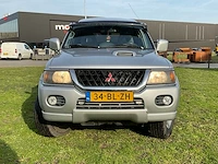 Personenauto - afbeelding 32 van  37