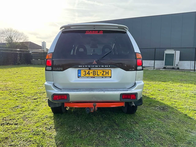 Personenauto - afbeelding 36 van  37